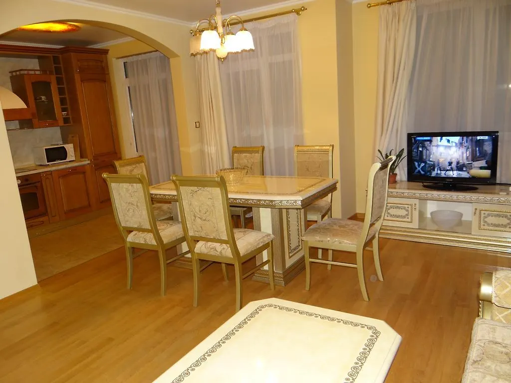 Luxury Versailles Apartments Center Opera Burgas 0*,